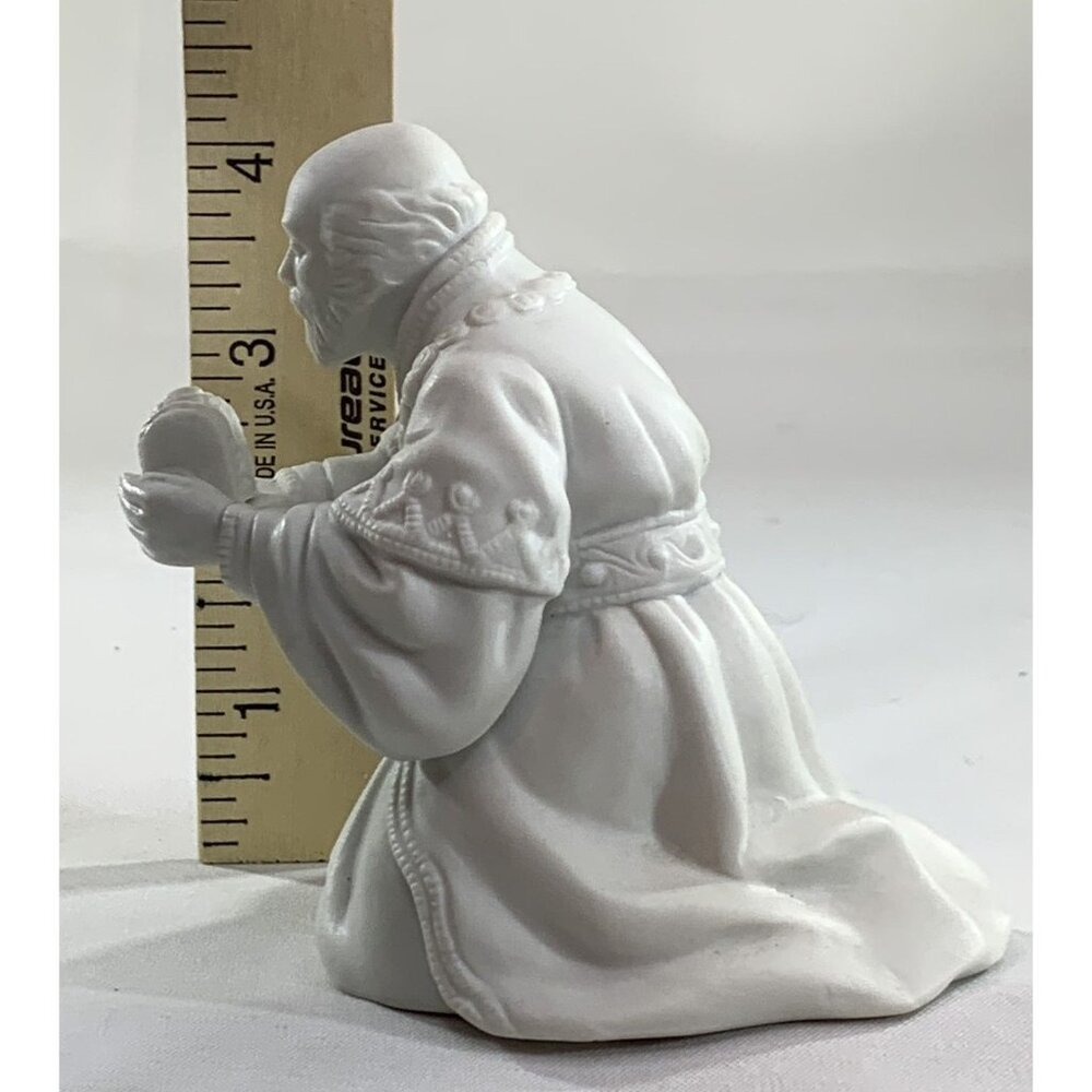 Avon Nativity Collectibles The Magi Melchior Figurine Vintage Porcelain 1982 - Picture 10 of 12